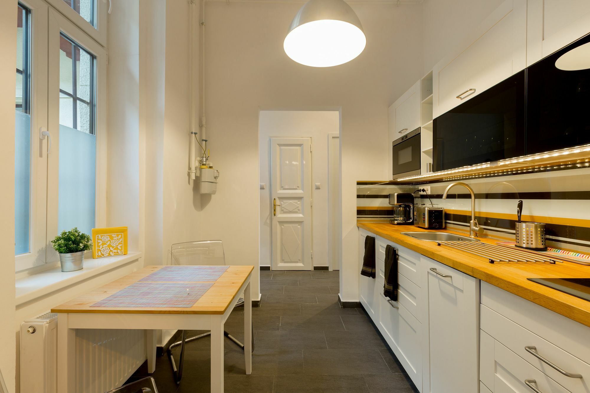 Bpm-Kate'S Central Home In Boedapest Buitenkant foto